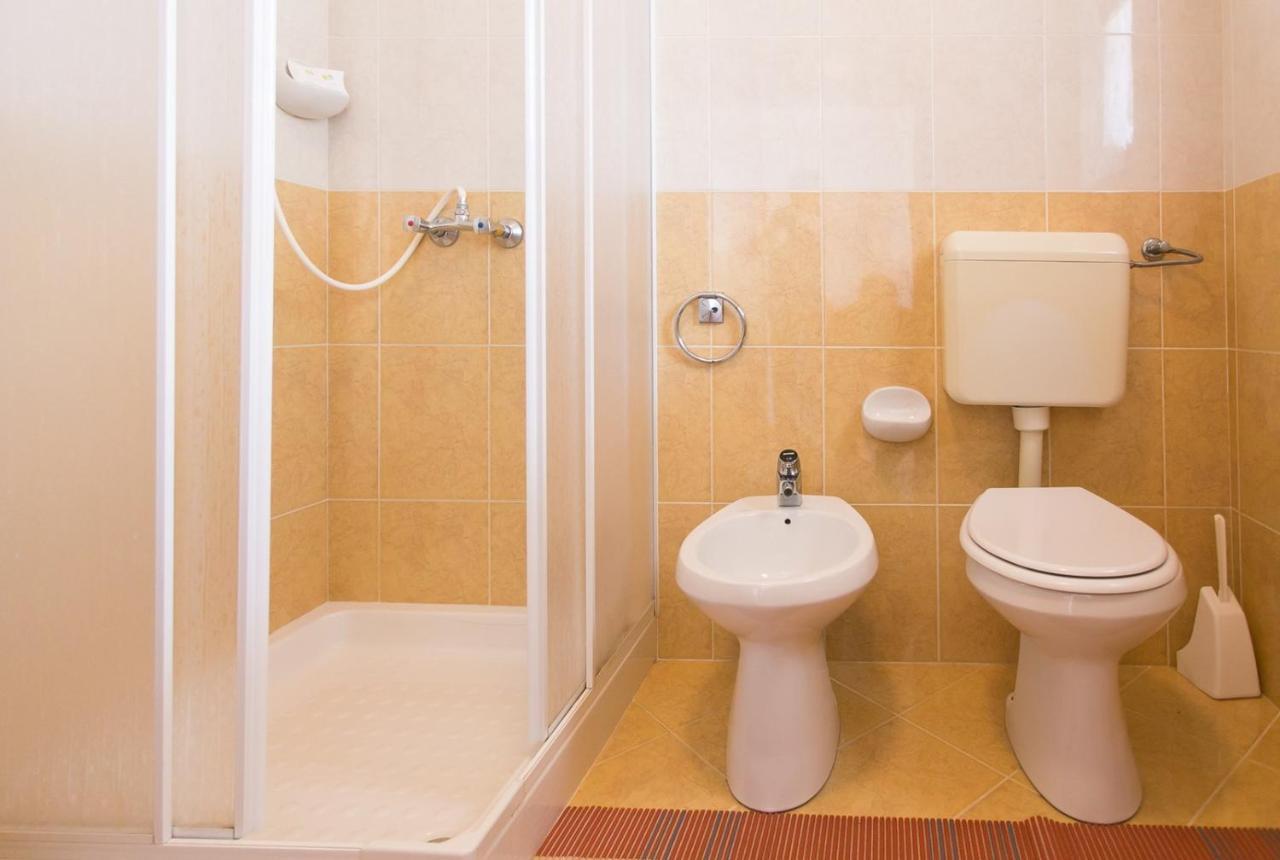 פורץ Apartment House Matosevic מראה חיצוני תמונה