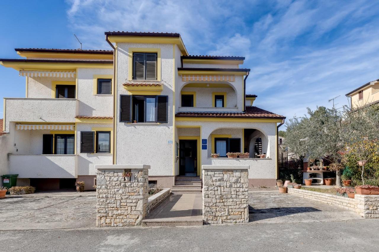 פורץ Apartment House Matosevic מראה חיצוני תמונה
