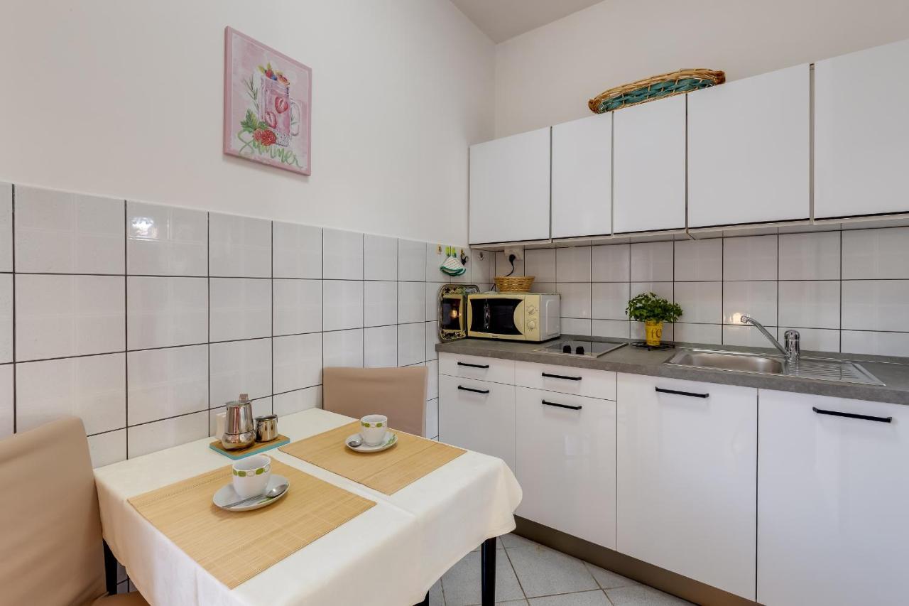 פורץ Apartment House Matosevic מראה חיצוני תמונה