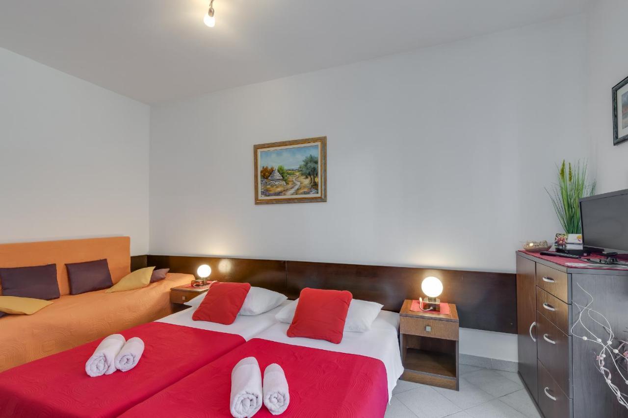 פורץ Apartment House Matosevic מראה חיצוני תמונה
