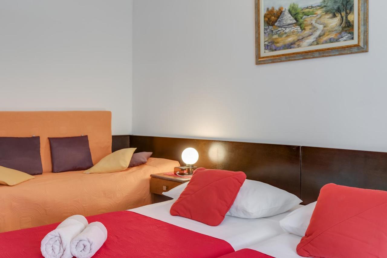 פורץ Apartment House Matosevic מראה חיצוני תמונה