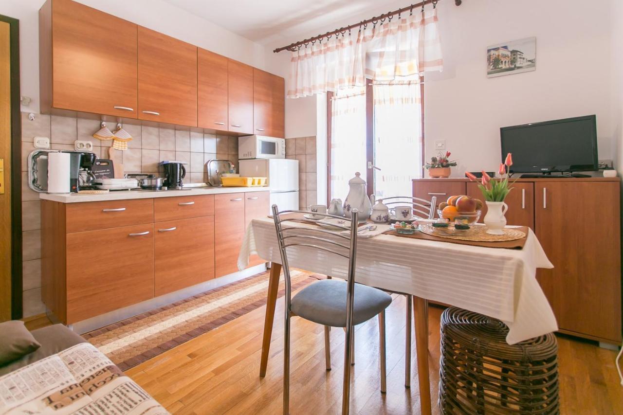 פורץ Apartment House Matosevic חדר תמונה
